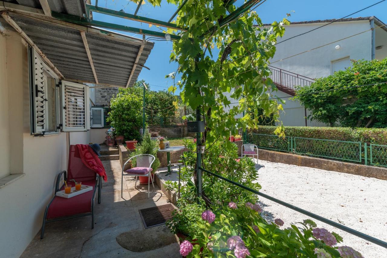 Apartment Hrabar Longo Trogir Exterior foto
