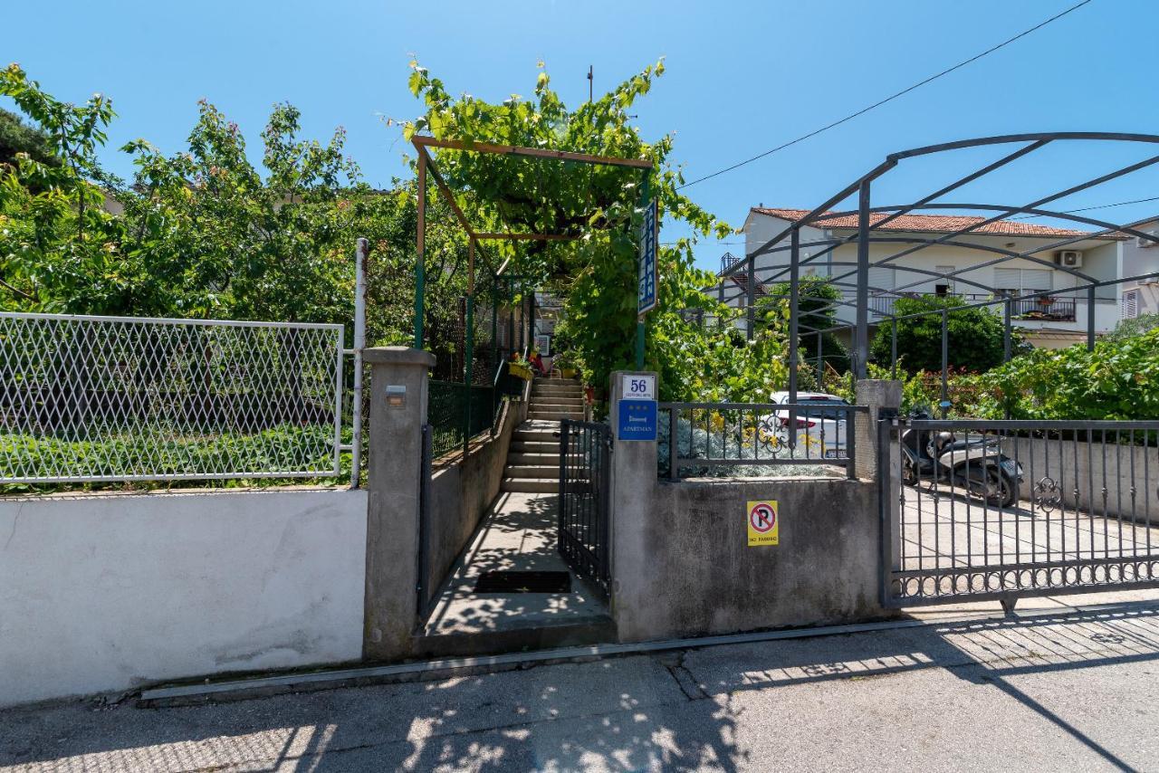 Apartment Hrabar Longo Trogir Exterior foto